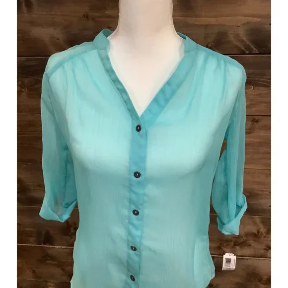 NWT Women’s No Boundaries Sheer Blouse - Picture 7 of 7